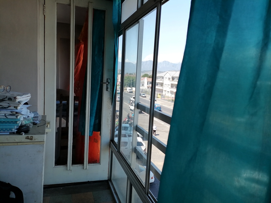 2 Bedroom Property for Sale in Strand Central Western Cape